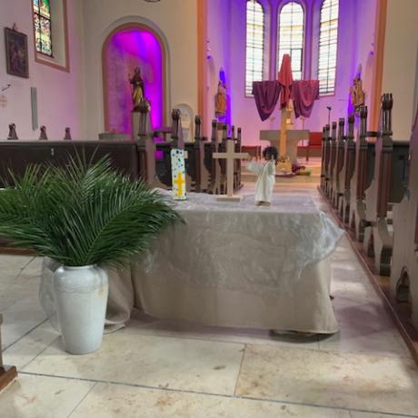 > Kinderkreuzweg und Kinderwortgottesdienst