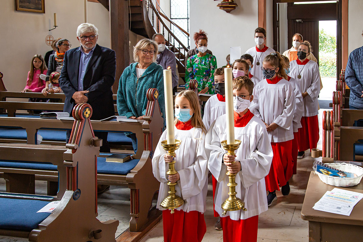 Erntedankgottesdienst und Einführung der neuen Ministrant/innen