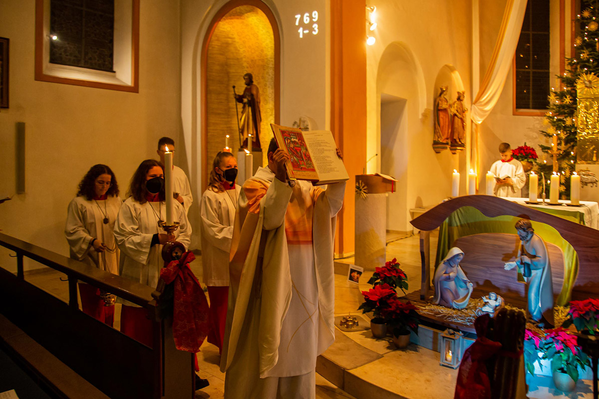 Frohe Weihnachten in St. Josef
