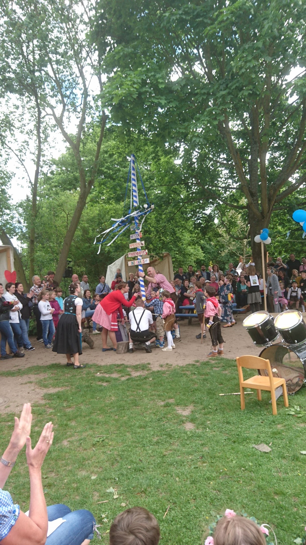 Maifest im Kinderhaus
